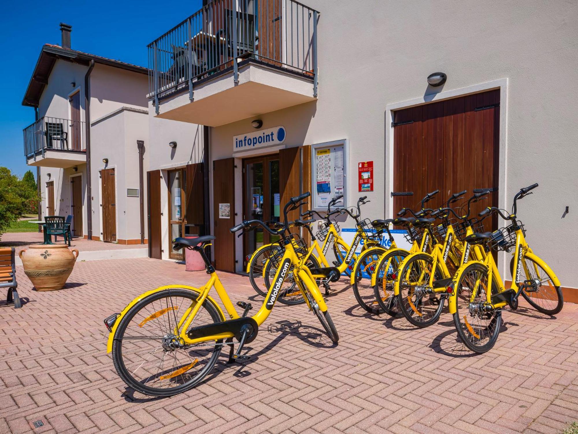 Apartment In Peschiera Del Garda 22085 Luaran gambar