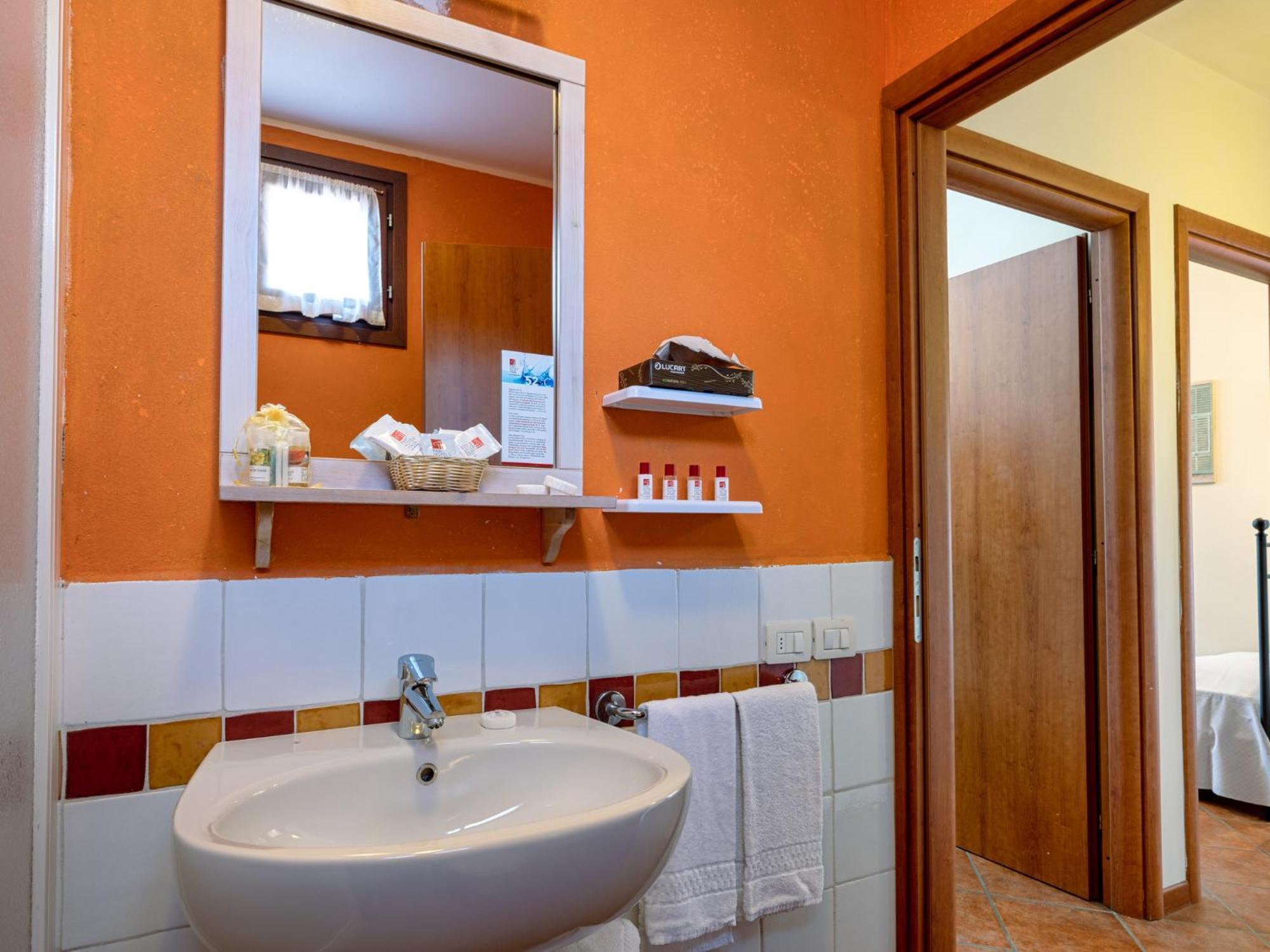 Apartment In Peschiera Del Garda 22085 Luaran gambar